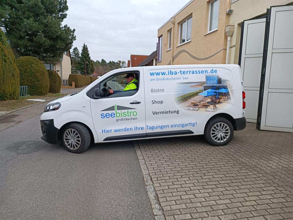 Autobeschriftung mit Folie und Digitaldruck